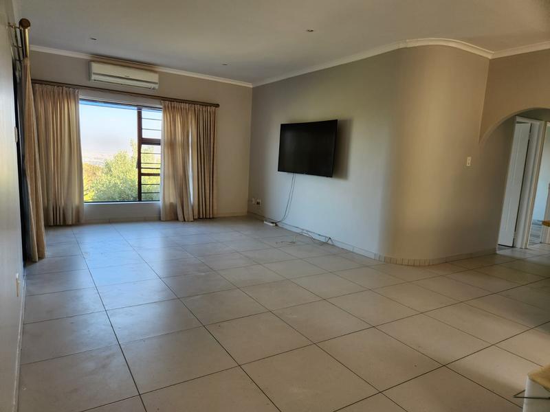 To Let 3 Bedroom Property for Rent in Mountainside Western Cape